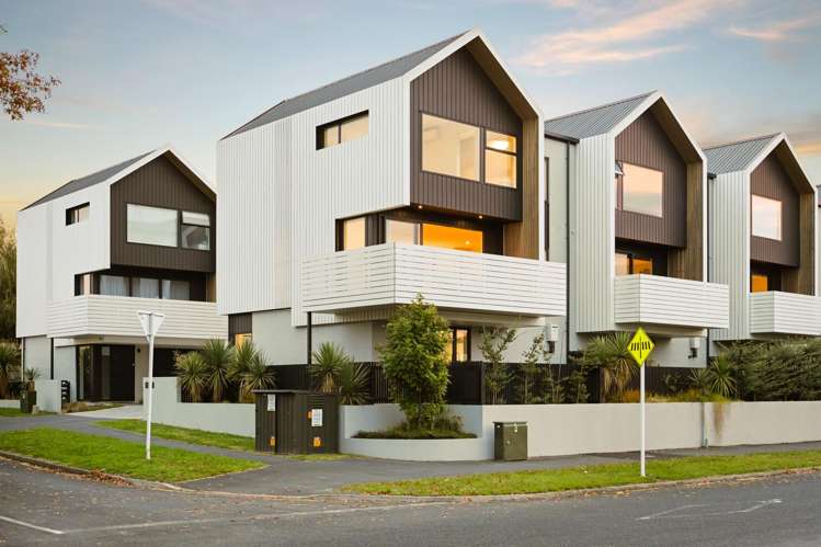 1/2 Manning Street Hamilton Central_38