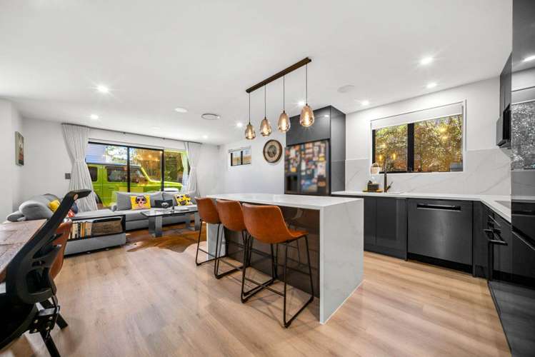 25F Oteha Valley Road Northcross_8