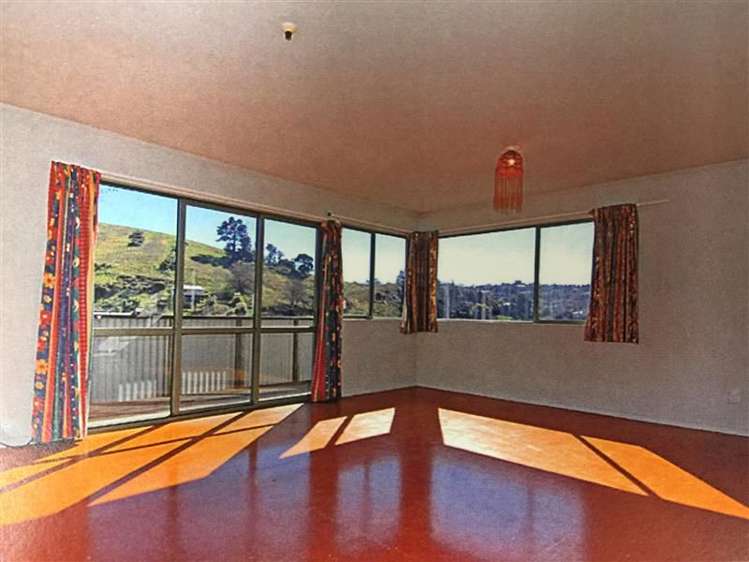 10b Piko Street Toi Toi_2