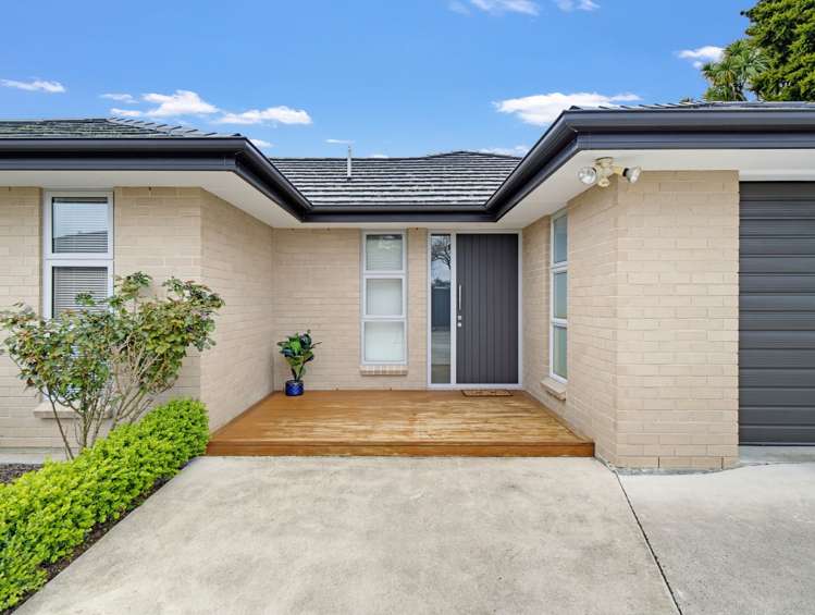 90 Monrad Street_4