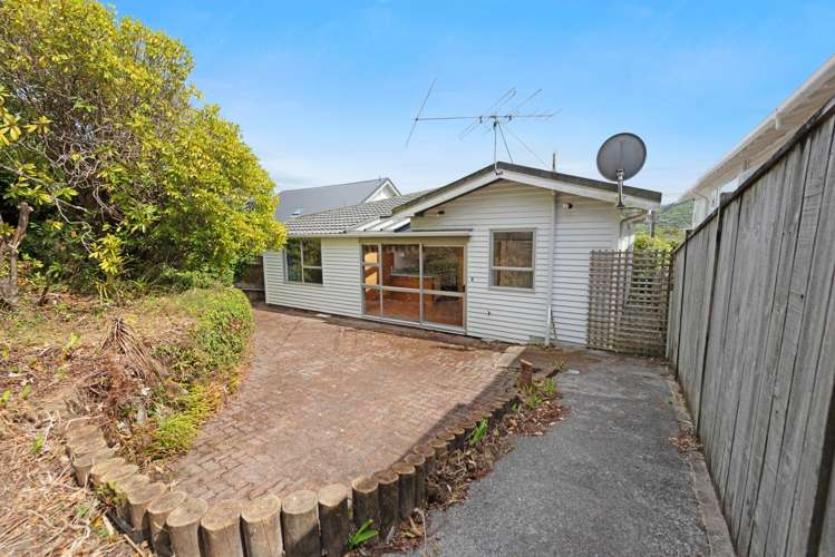 21 Firth Terrace Karori_20