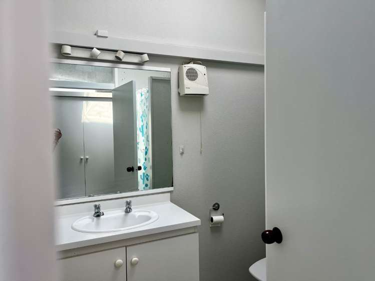 2/722 Charles Street 10495_14