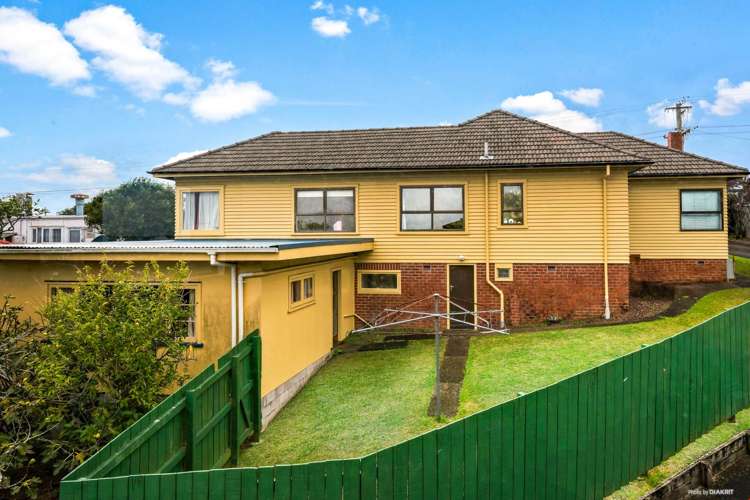 26 Birkdale Road Birkdale_19