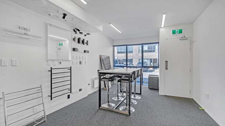 5/19 William Lewis Drive Sockburn_6