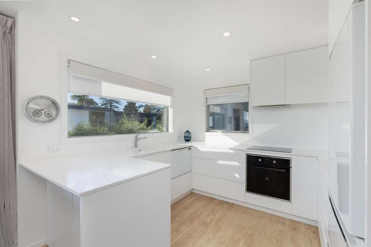 397 Suffolk Road Stoke_7