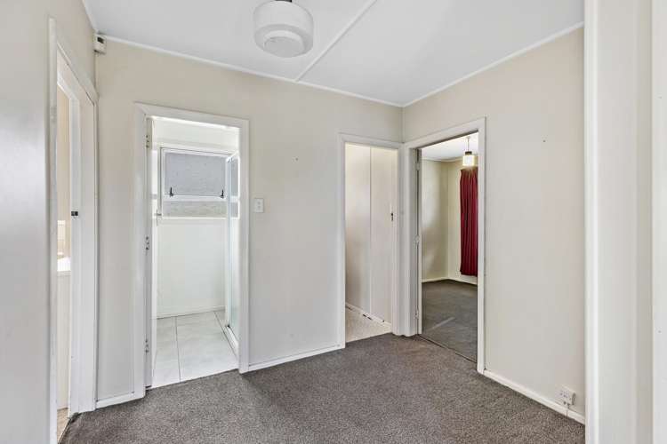 30 Bournemouth Crescent Aranui_12