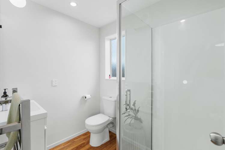 123 Gilberthorpes Road Hei Hei_12