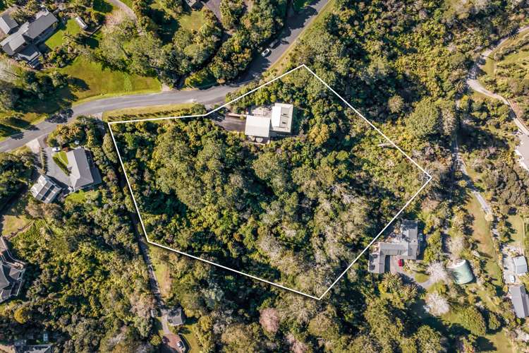 8 Clayden Drive Gulf Harbour_21
