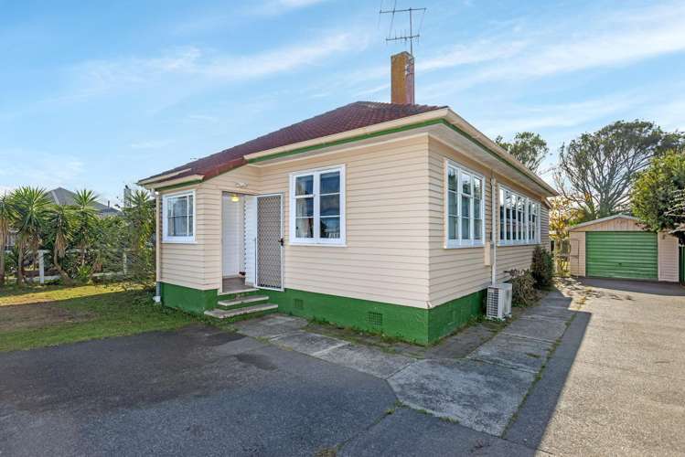 33 Anzac Street Gisborne_12