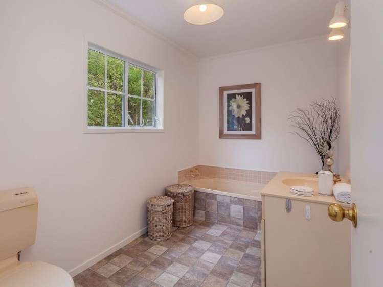 3/21 Deane Avenue Titirangi_13