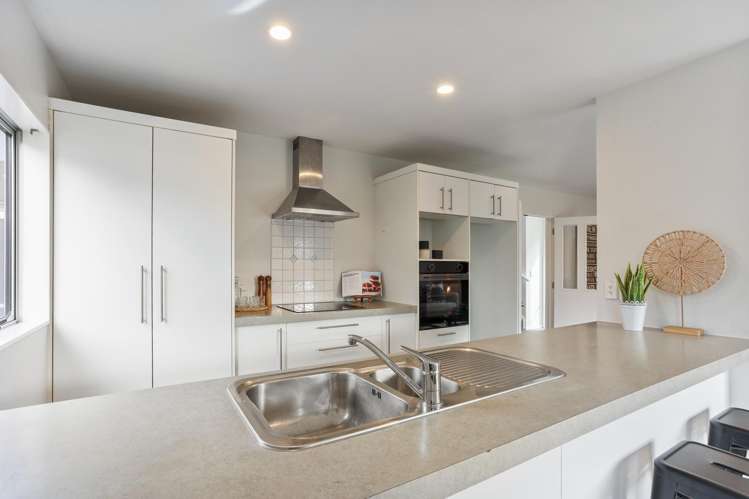 142 Hastings Street East Sydenham_6