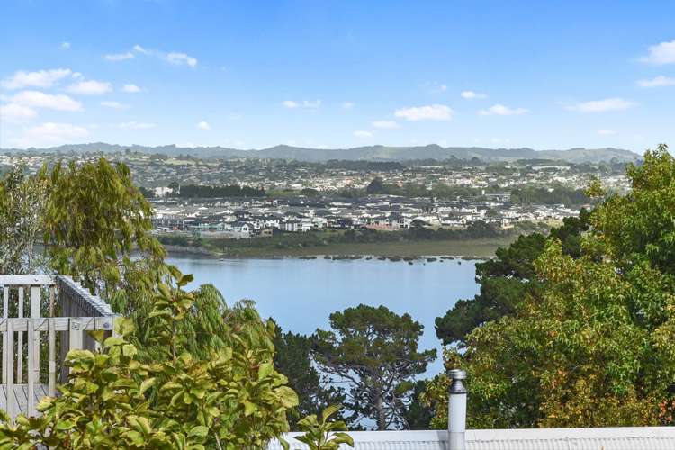 14 Telstar Place Beach Haven_17