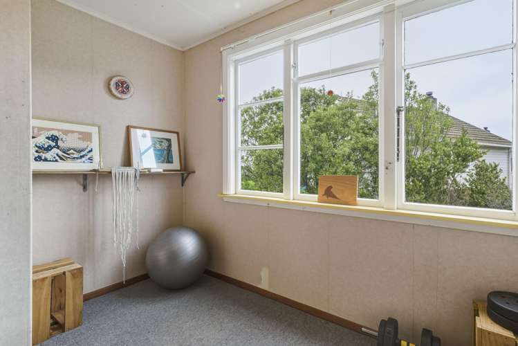 29 Allenby Avenue Liberton_10