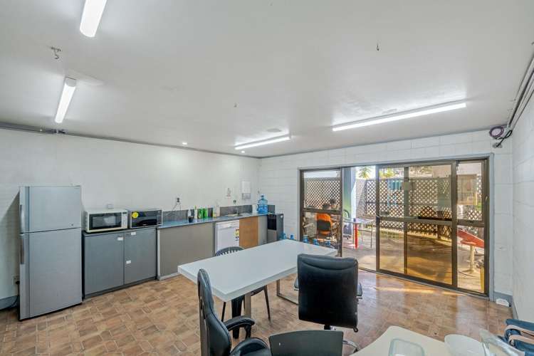 82 The Concourse Henderson_20