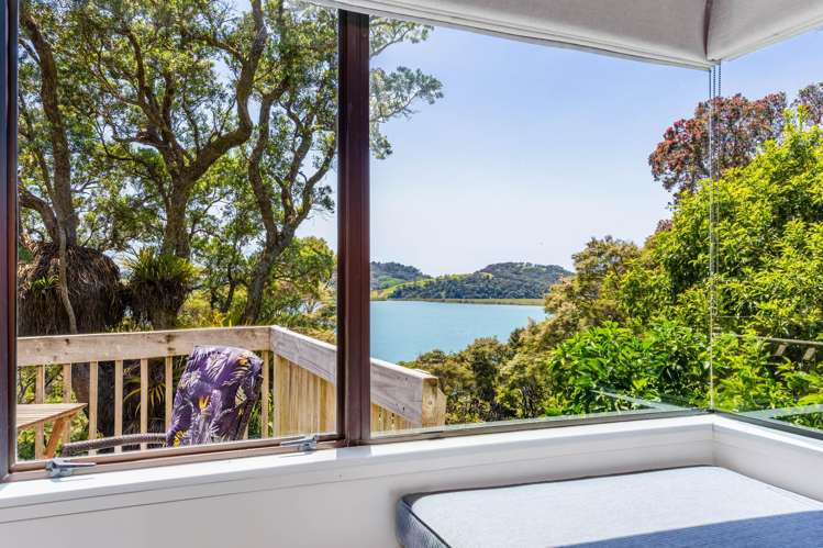 64 Ridge Road Mahurangi East_15