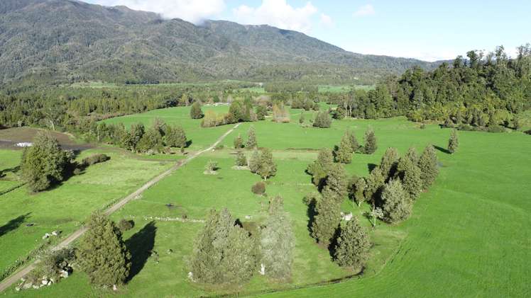 451 Umere Road Karamea_33