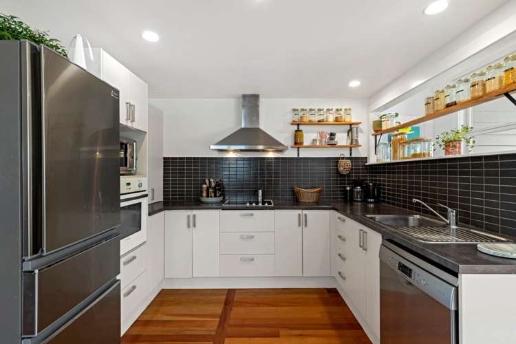 1/24 Ngataringa Road Devonport_26