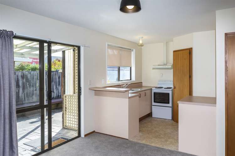 2/361 Main South Road Hornby_5