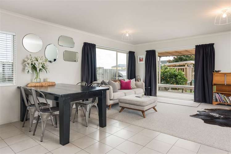 36 Stephens Place Hairini_5