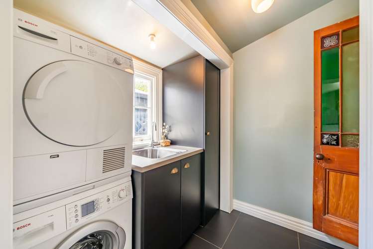 1/25 Nelson Street Petone_22