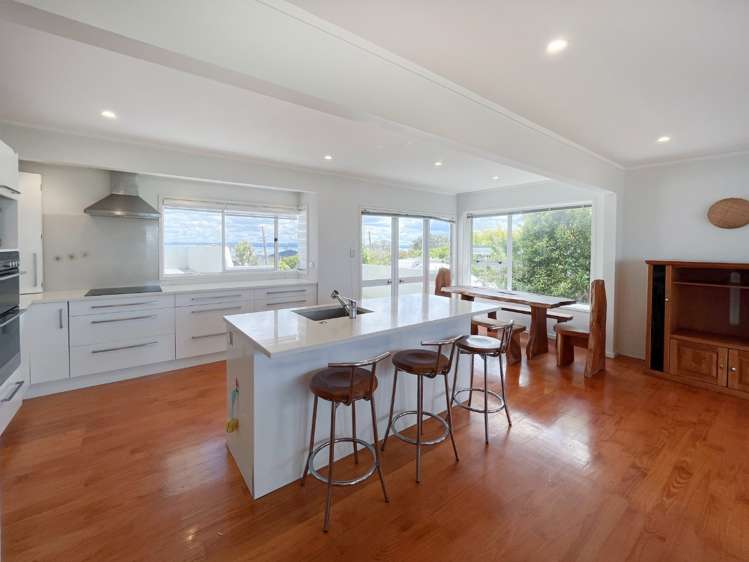 51 Tiri Road Manly_11