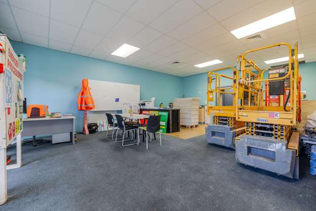 Office/retail space in Summerhill