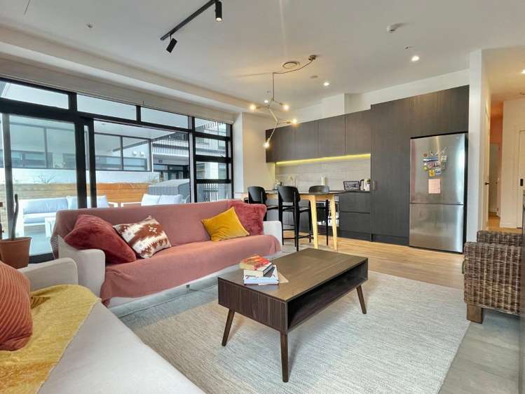 303W/10 Exmouth St 10021_1