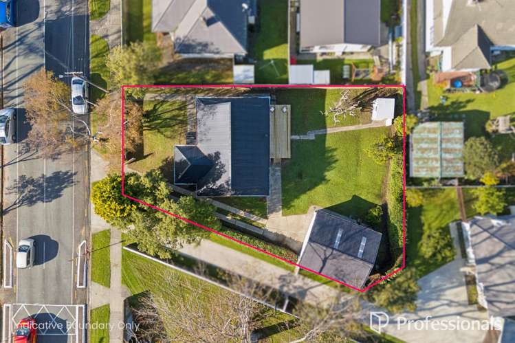 88 Waddington Drive Naenae_13