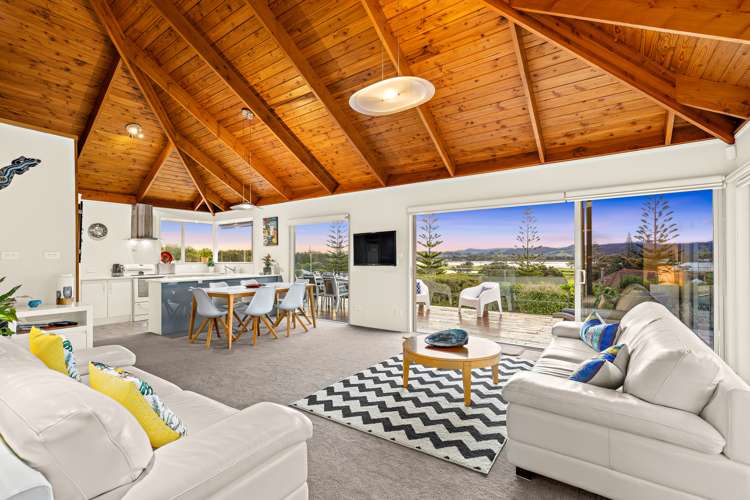 12 Caroline Heights Omaha_5