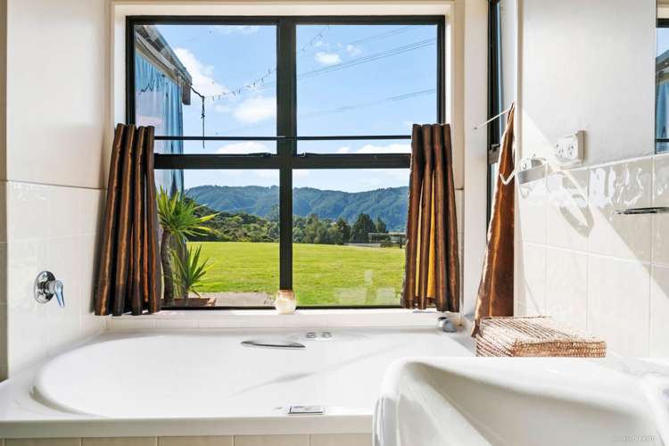 22 Falls Road Hunua_16