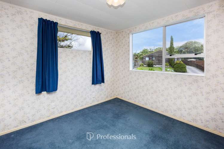 35 Larchmont Grove Totara Park_9