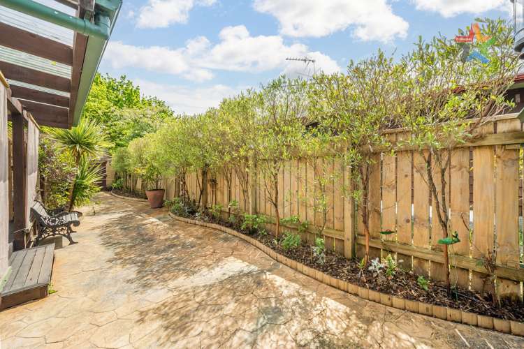 20 Mccarthy Grove Clouston Park_11