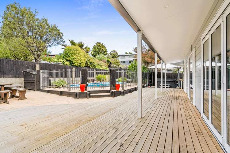 38 Churchill Avenue Richmond_18