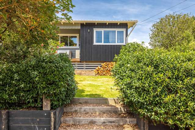 8 Waiata Road Onetangi_2