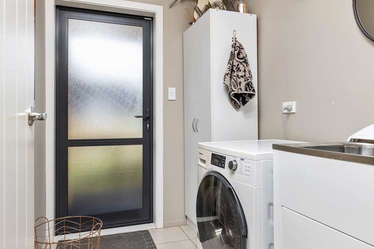 33 Solway Crescent Solway_17