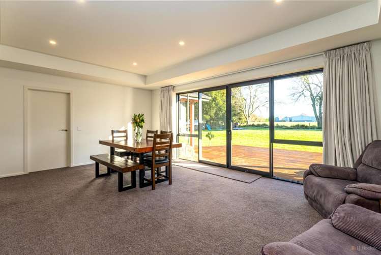 123 Oak Street Orari_7