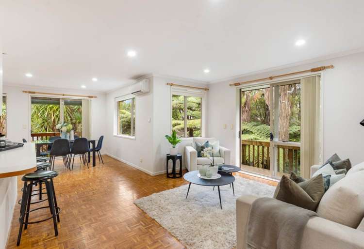 21 Frenz Drive Titirangi_1