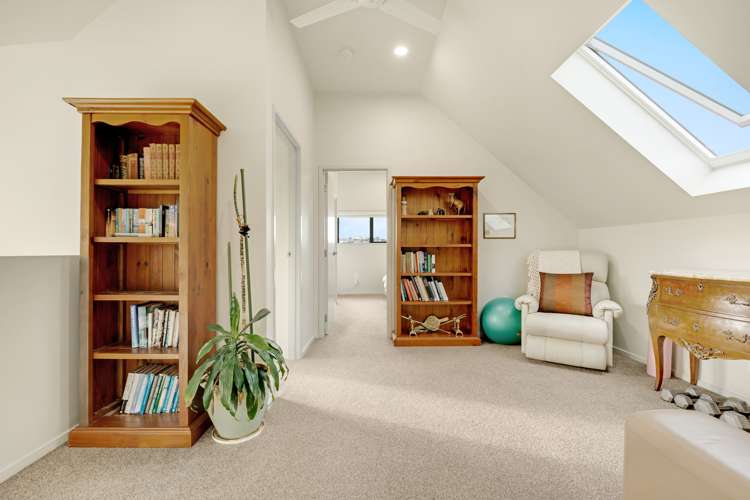 1 Parkwood Crescent Gulf Harbour_15