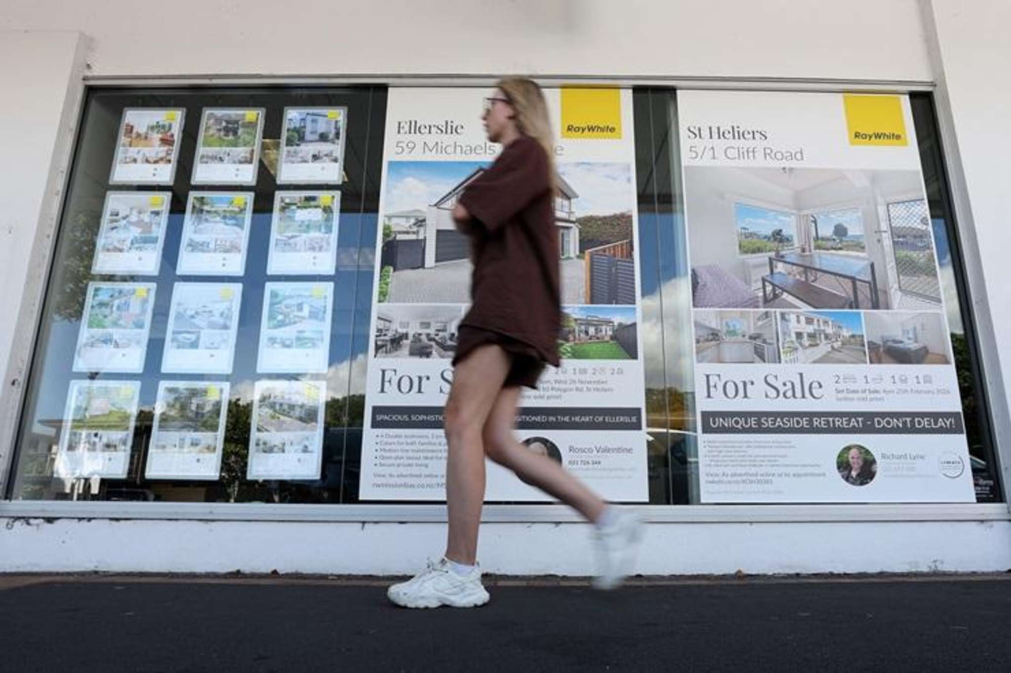 Tony Alexander: Iran’s hit on NZ mortgages - time may be running out to lock in lower rates