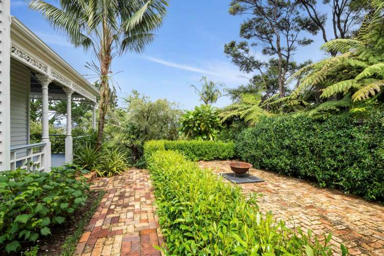 104 Attwood Road Paremoremo_28