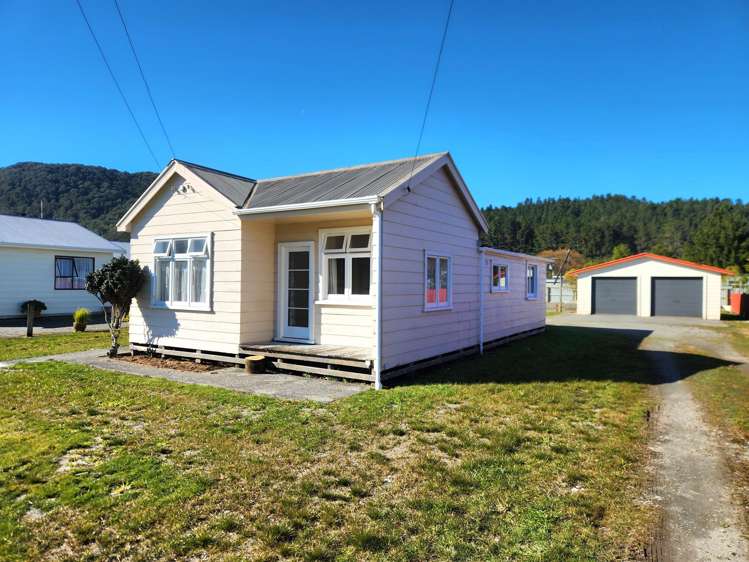 866 State Highway 7 Dobson_16