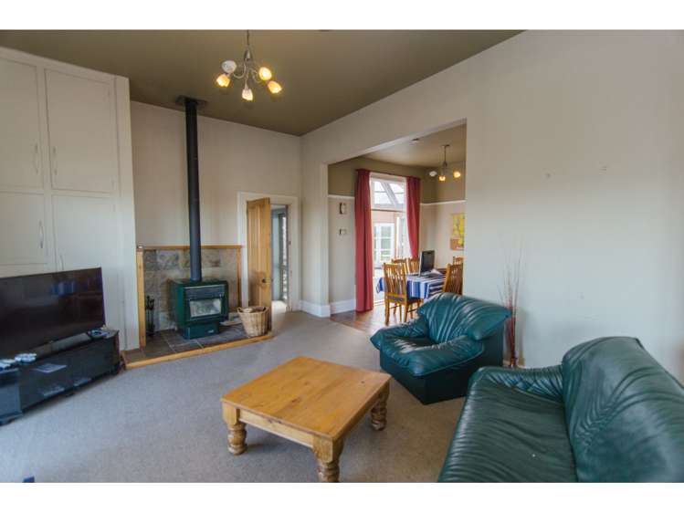 11 Marchwiel Street Marchwiel_9