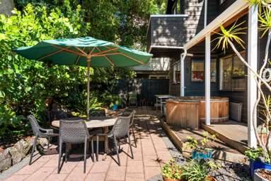 876B Dominion Road_2