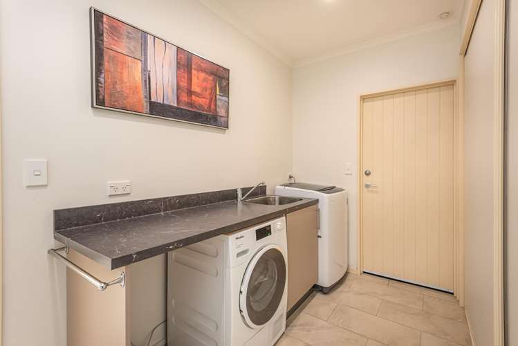 208 Cavendish Road Casebrook_23