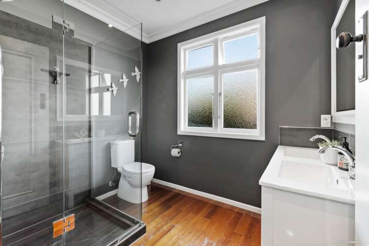 36 Clark Road Pahurehure_10