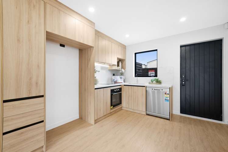 1/114 Coronation Road Mangere Bridge_10