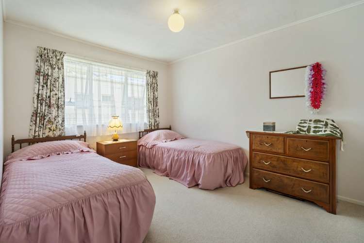 1/2 Willcott Street Mount Albert_12