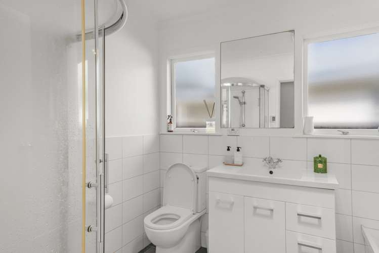 17 Berkeley Road Wainuiomata_5