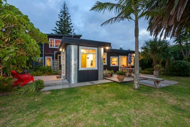 44 Ngapaki Street Waikanae Beach_4