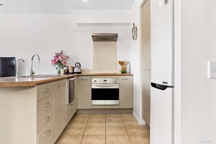 27/17 Georgia Terrace Albany_7